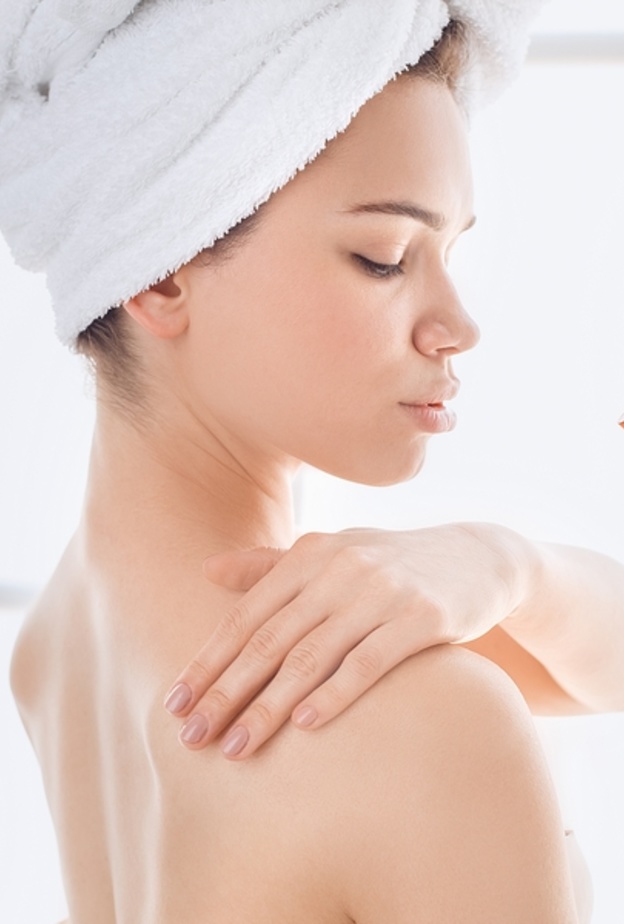 افضل الزيوت العطرية للعناية بالجسم اثناء الحجر المنزلي