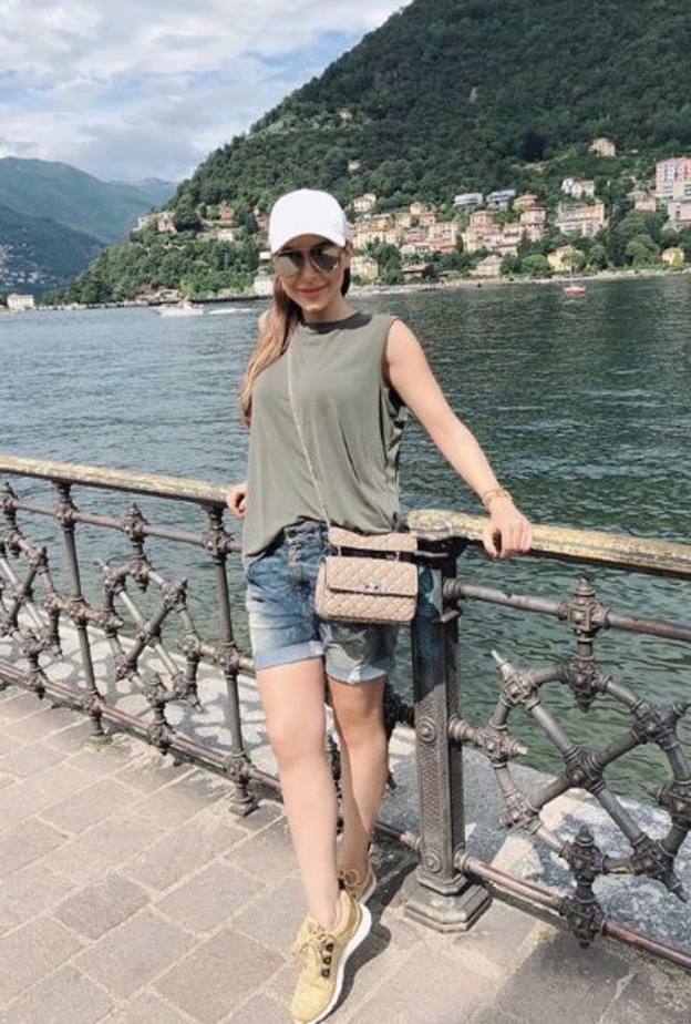 يارا تنشر التفاؤل بسبب كورونا