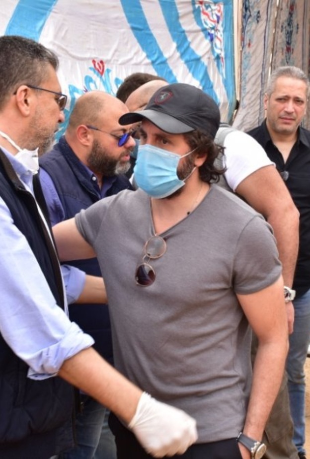 جنازة والدة معتز التوني