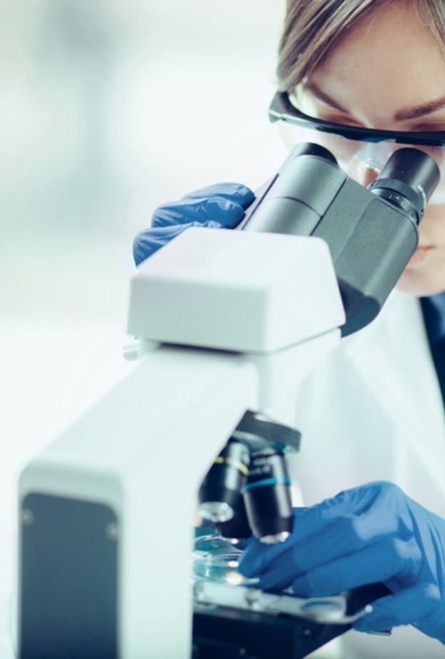 تطوير جزيئات نانوية ذهبية لمهاجمة الخلايا السرطانية