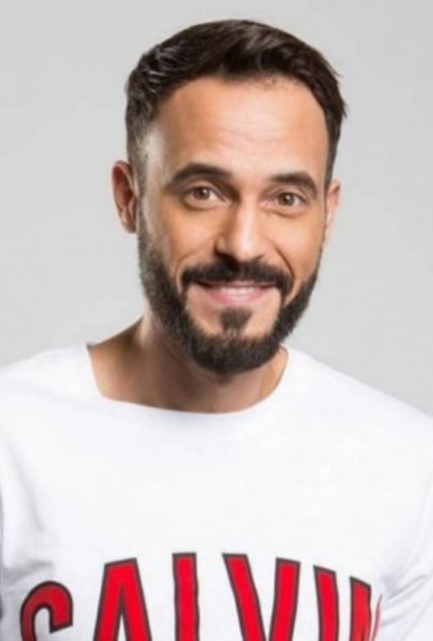 الفنان يوسف الشريف