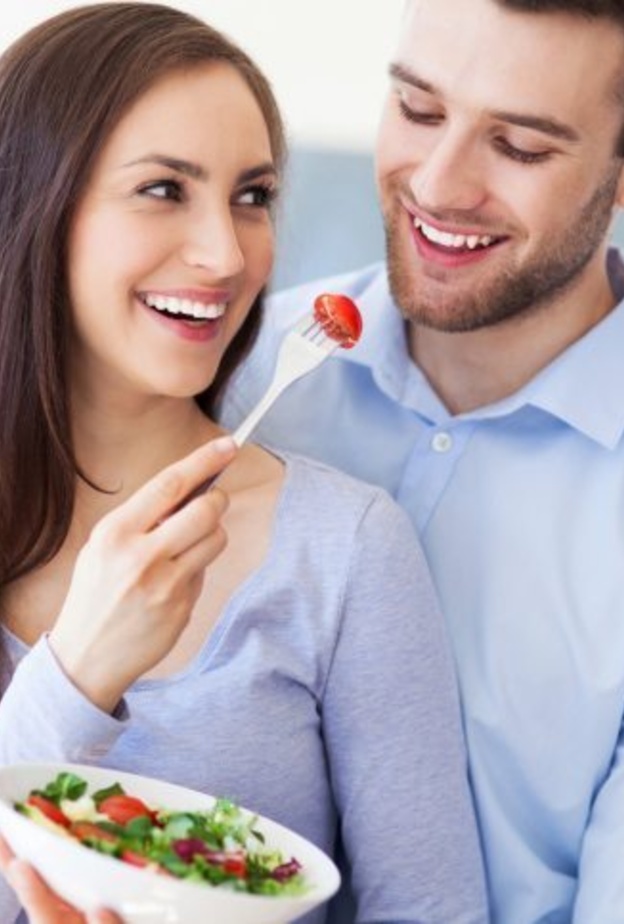 حضري أطعمة صحية خفيفة لعريسك في العزل المنزلي