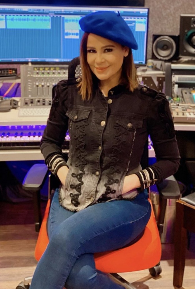 تحضر كارول سماحة لعمل عربي جديد باستوديو في مصر