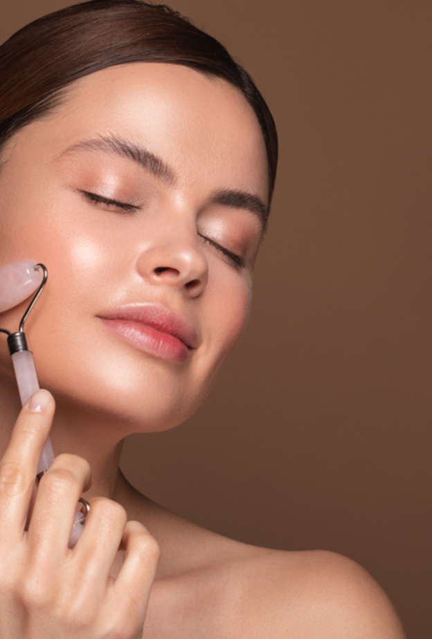 Facial Roller أسطوانة الوجه  