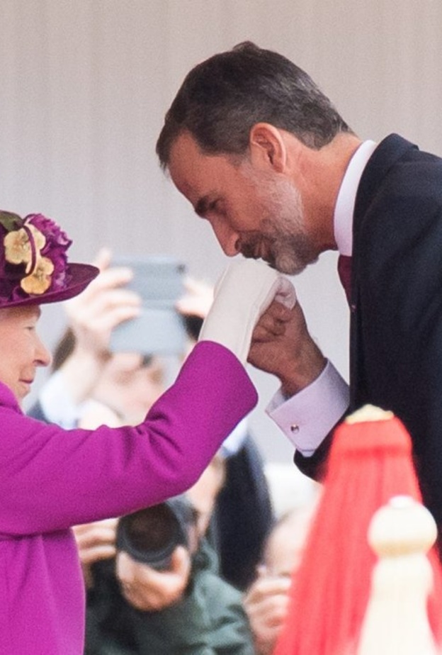 لكل عائلة ملكية بروتوكول.. هكذا تختلف القواعد من واحدة إلى أخرى