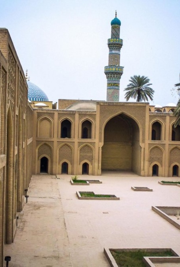  المدرسة المستنصرية