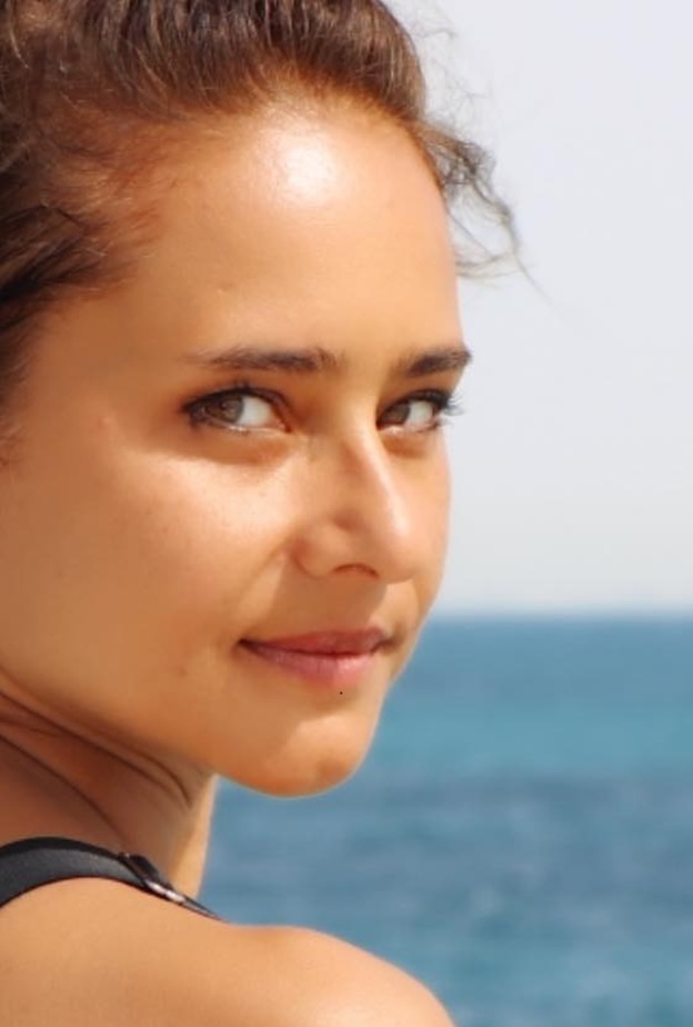 نيللي كريم تتر مسلسل بمية وش