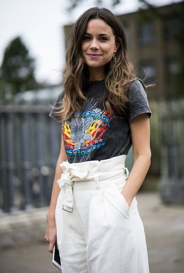 تنسيقات ناعمة ومريحة في التيشرت المطبوع