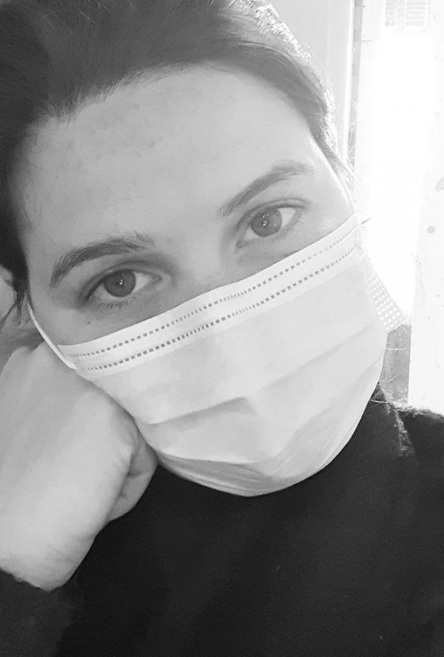 يسرا اللوزي