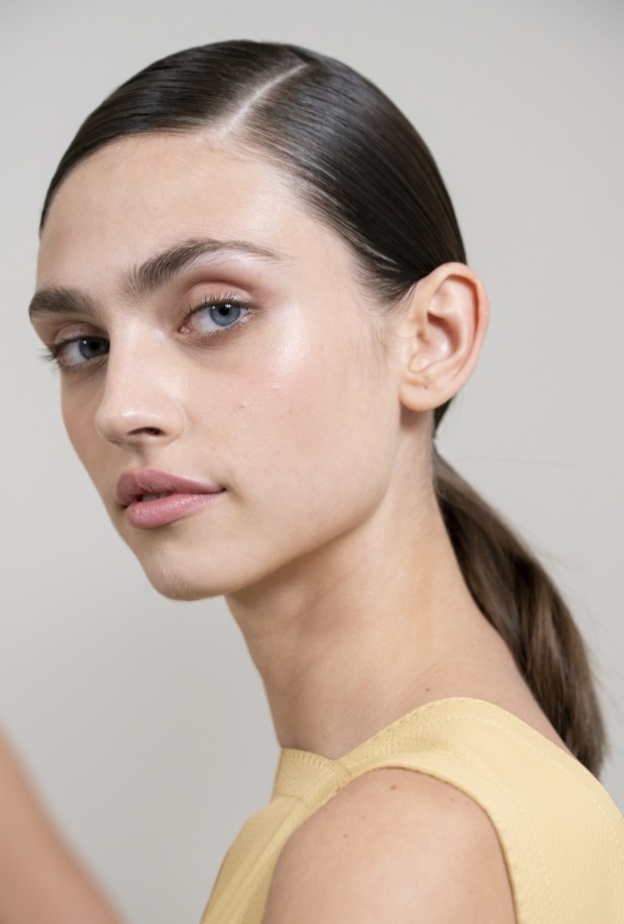 تسريحات ذيل حصان جذابة طبقيها في رمضان 2020 من Hermes