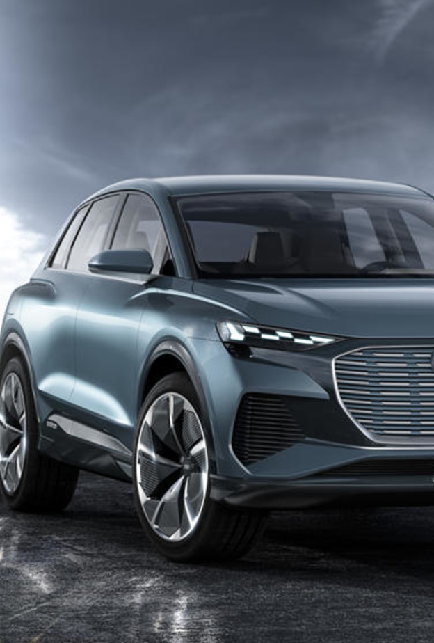 سيارة Q4 e-tron