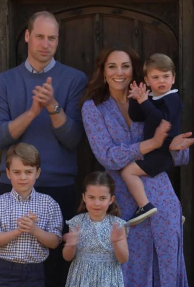 عائلة كمبريدج تصفق للطواقم الطبية