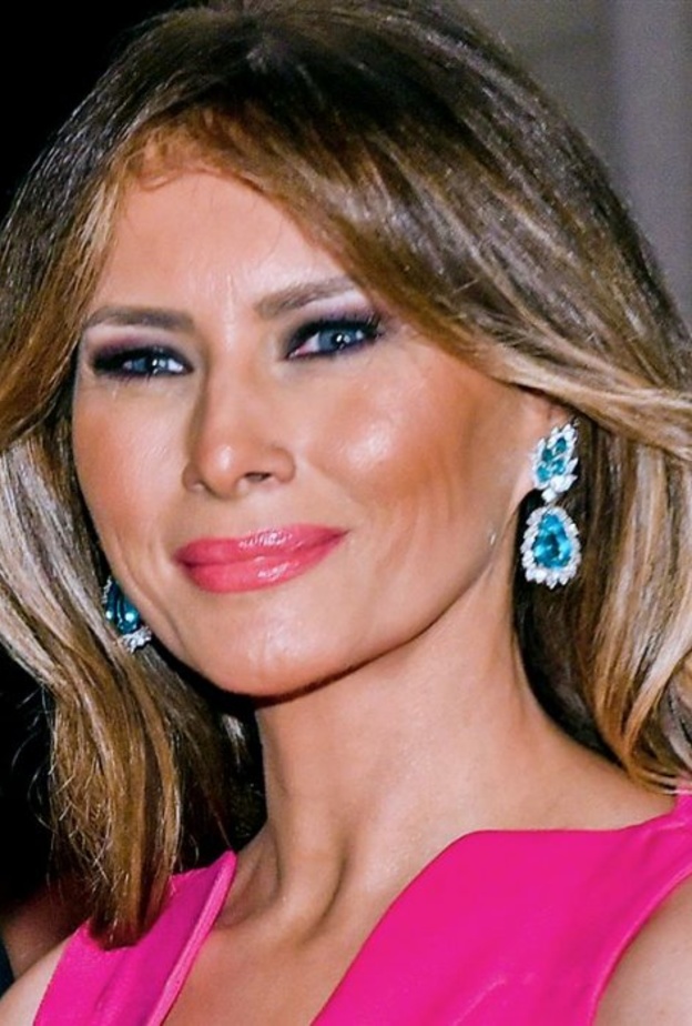  أناقة ميلانيا ترامب بأقراط الماس والأحجار الكريمة