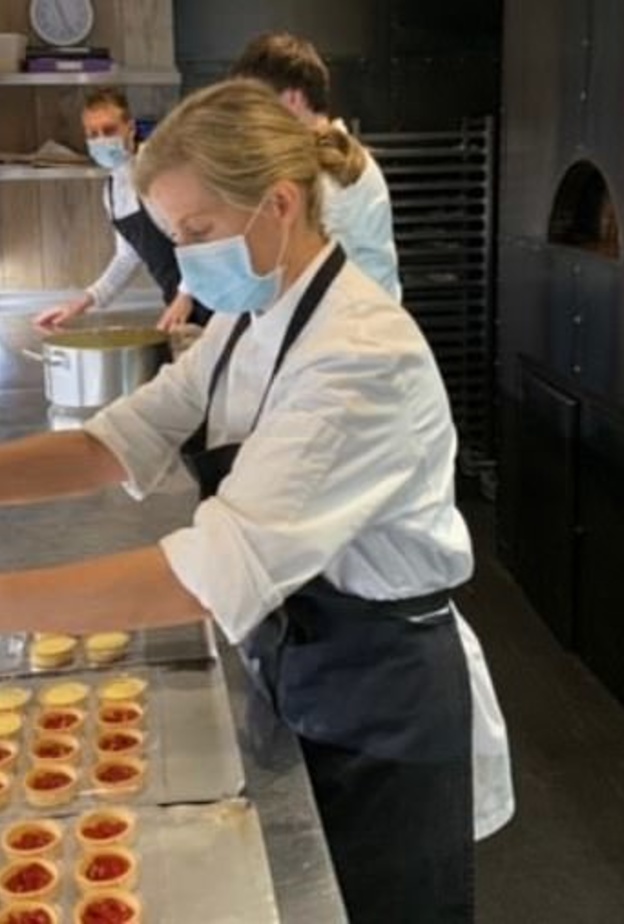 كونتيسة وسكس تتطوع سرا لإعداد طعام للعاملين في القطاع الطبي في بريطانيا