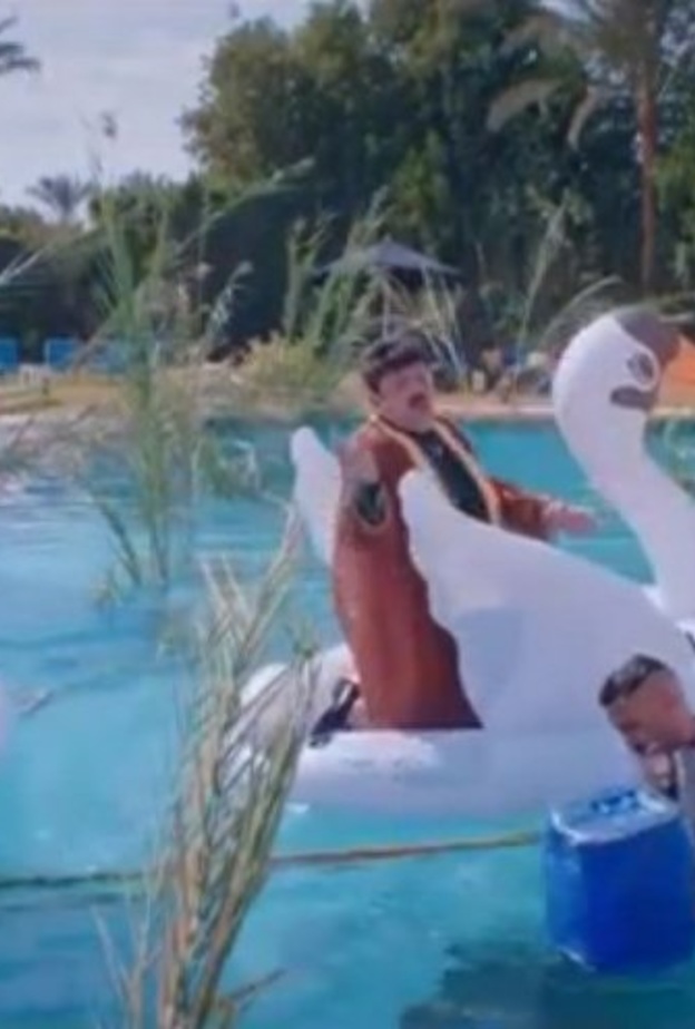 رجالة البيت