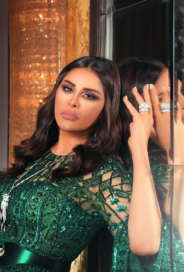 طريقة وضع مكياج سموكي قوي مستوحى من احلام لرمضان 2020