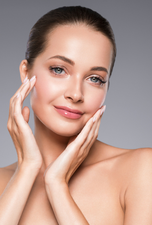  يمنح الخيار البشرة والشعر النضارة واللمعان في الحجر المنزلي