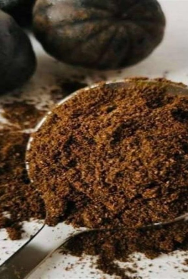 الليمون الاسود