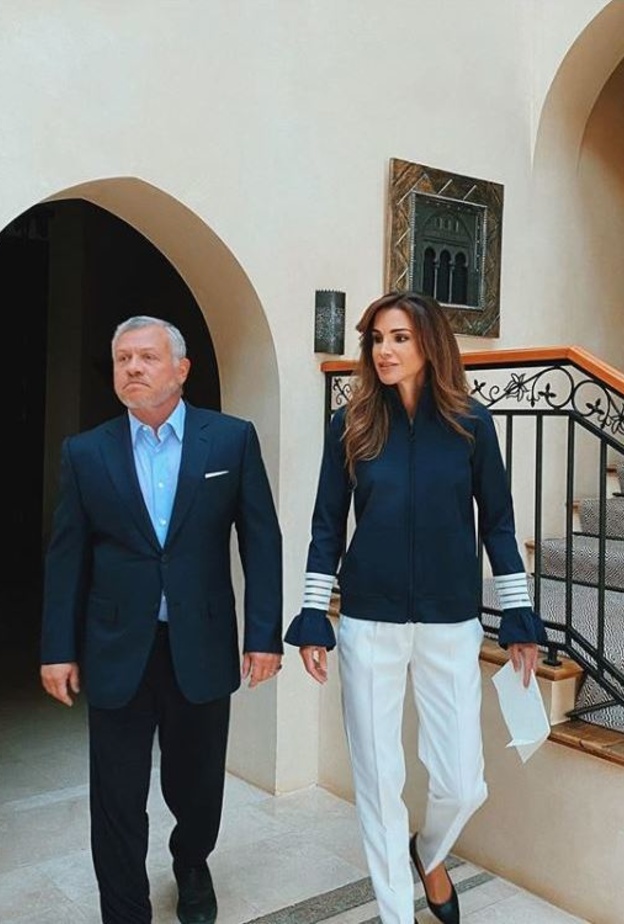  نشرت صورة تجمعها مع جلالة الملك عبدالله الثاني عبر صفحتها على انستقرام