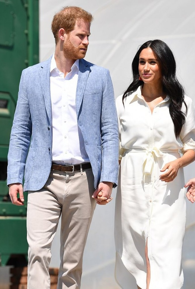 الأمير هاري وميغان ماركل قد يصبحان جيران لتوم هانكس