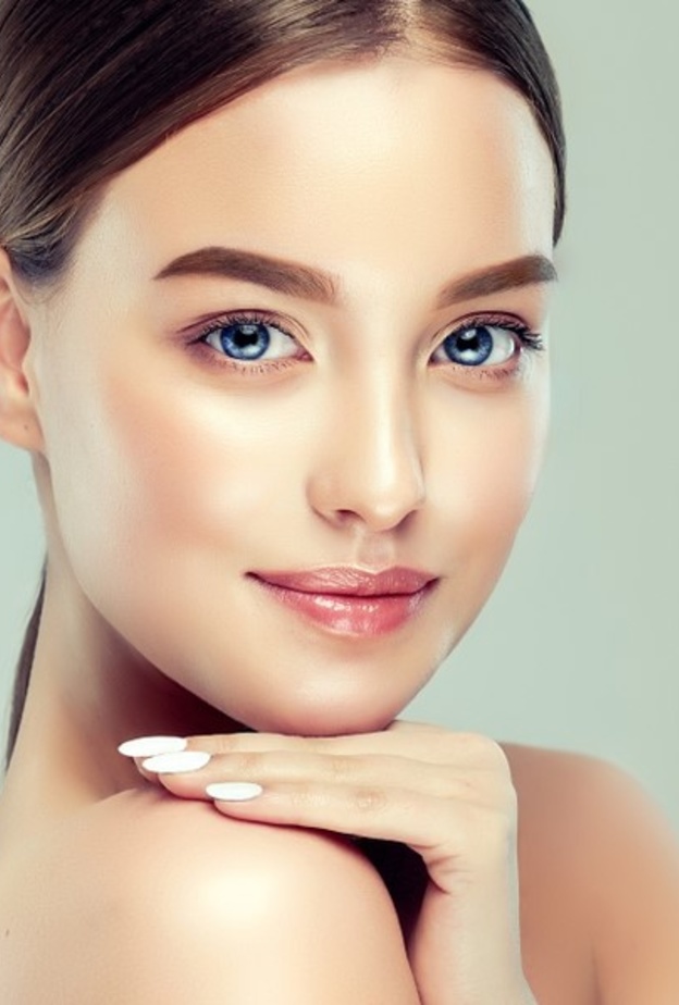 ماسك الكركم وماء الورد لإزالة شعر الوجه بدون ألم