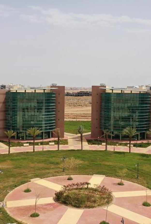 انطلاق برنامج نيوم للدبلوم المهني المنتهي بالتوظيف -أكاديمية نيوم