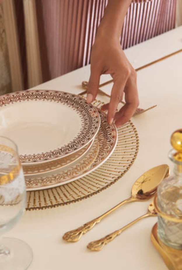 مجموعة رمضان لدى 2XL للأثاث والديكور المنزلي تنشر بهجة الأعياد