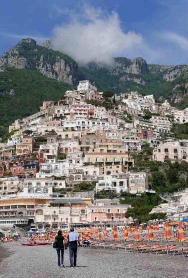  بوسيتانو من أشهر الوجهات الاوروبية الرومانسية