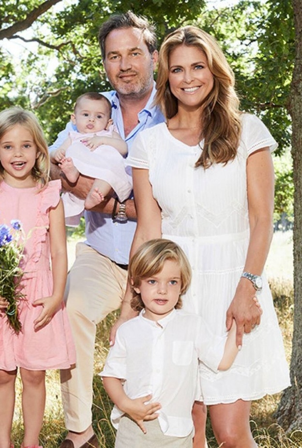  الأميرة مادلين وزوجها واولادهم