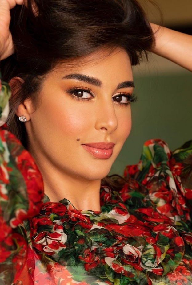  مكياج ناعم بألوان ترابية