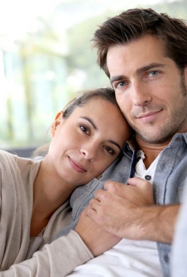 دعيه يشعر بأنه اختار العروس المناسبة له من خلال دعمك له