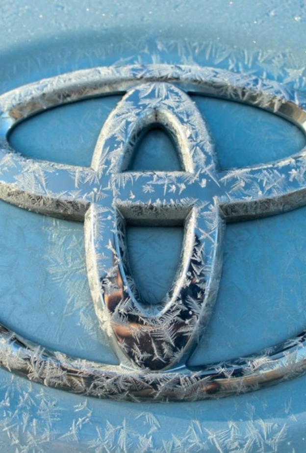  تويوتا تستأنف إنتاج سياراتها في سان بطرسبورغ بشكل كامل بواسطة Chandler Cruttenden