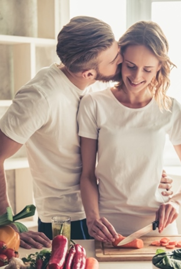 كيف يمكن الحفاظ على الرومانسية في شهر رمضان