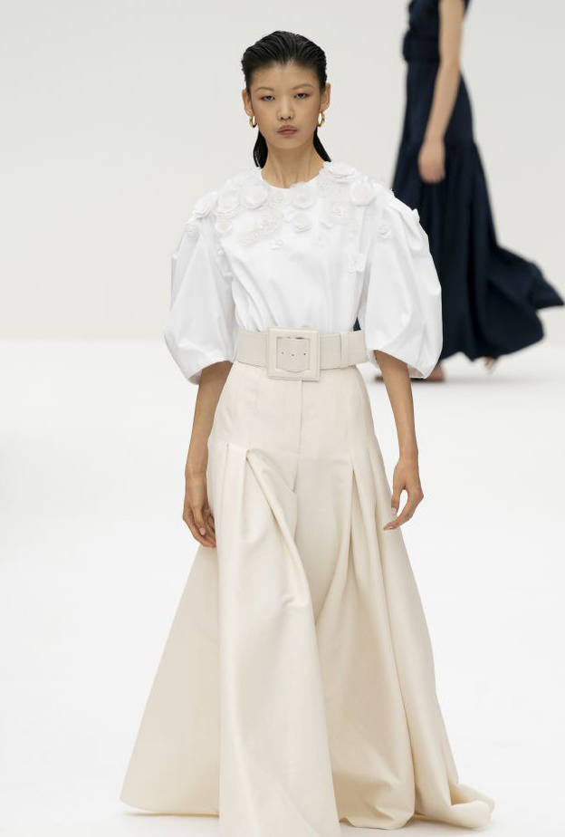 صور موديلات تنانير طويلة كلوش لاطلالة مختلفة في الفطر 2020