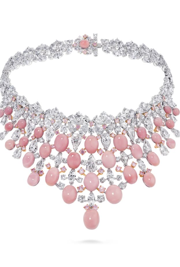 عقد من ديفيد موريس David Morris