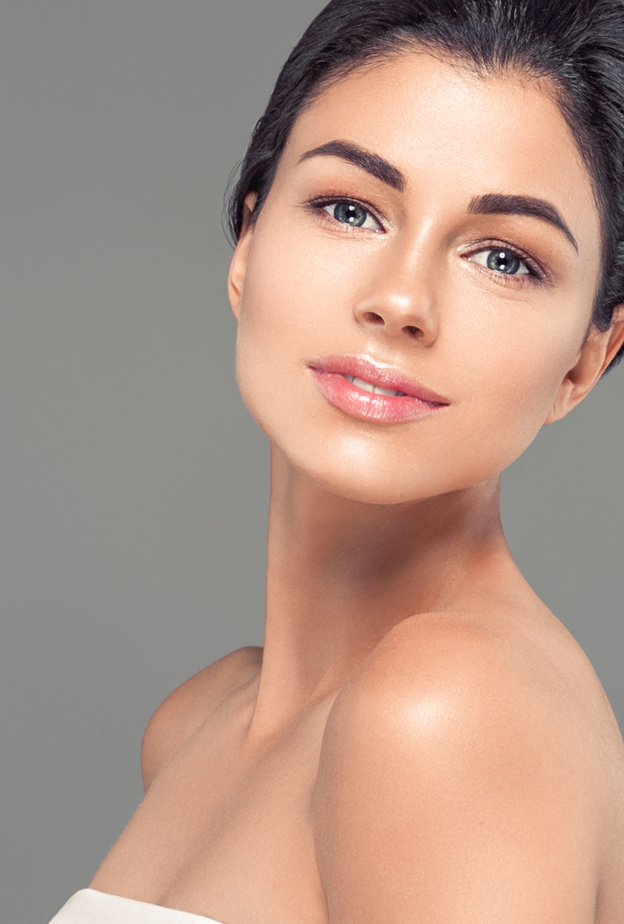 وصفات طبيعية للعناية بالبشرة الشاحبة والمجهدة قبل العيد