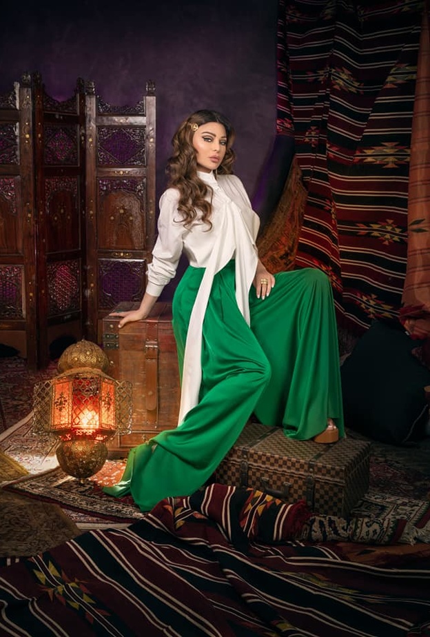 تألقت هيفا بإطلالة راقية من مجموعة harithand بتوقيع المصمم حارث هاشم