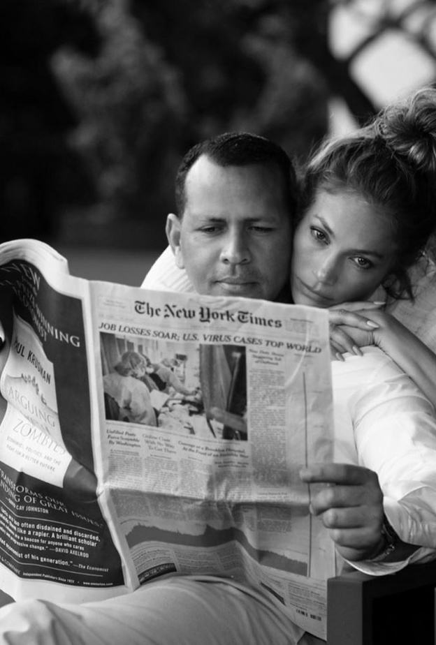 جينيفر لوبيز تعزز مساندة العائلة في هذا الوقت بصورة مع خطيبها أليكس