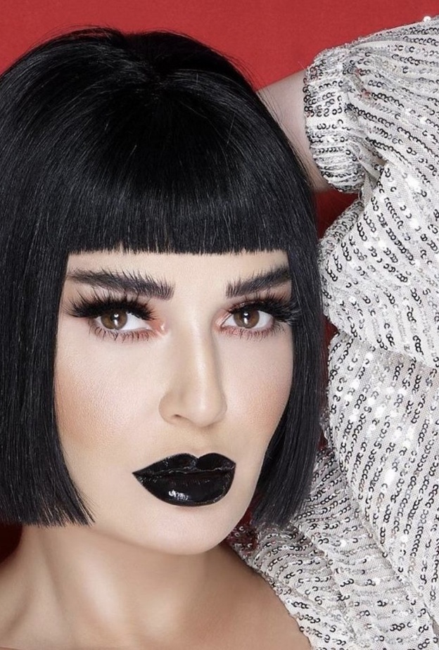  سيرين عبد النور بالشعر الكاريه القصير مع الغرة الأمامية