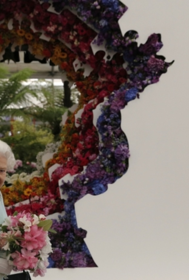 من معرض تشلسي للزهور عبر الإنترنت.. تعرفوا على الزهور المحببة لدى عائلة الملكة إليزابيث؟