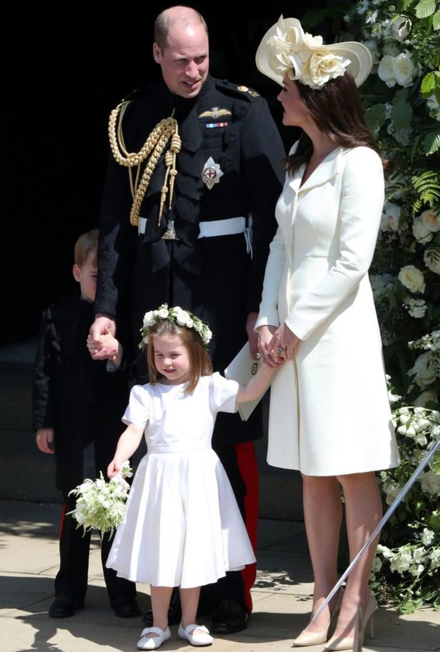 ما سر إطلالة كيت ميدلتون " المكررة"  في حفل زفاف هاري وميغان؟