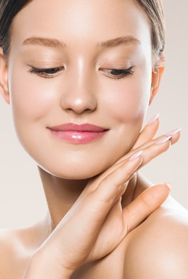 البشرة الصافية والمتألقة مع خلطات الكركدية في عيد الفطر2020