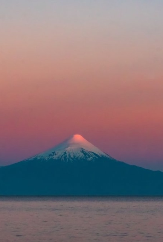 جبل أوسورنو Osorno Volcano، تشيلي بواسطة Willian Justen de Vasconcellos