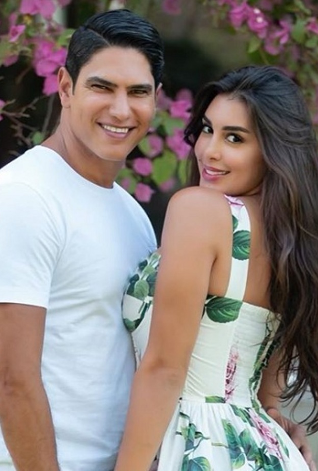 ياسمين صبري وزوجها احمد ابو هشيمة