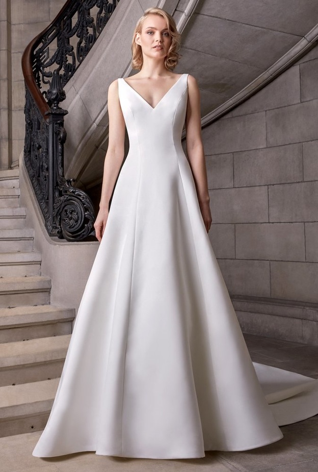 فستان زفاف كلاسيكي من sareh nouri