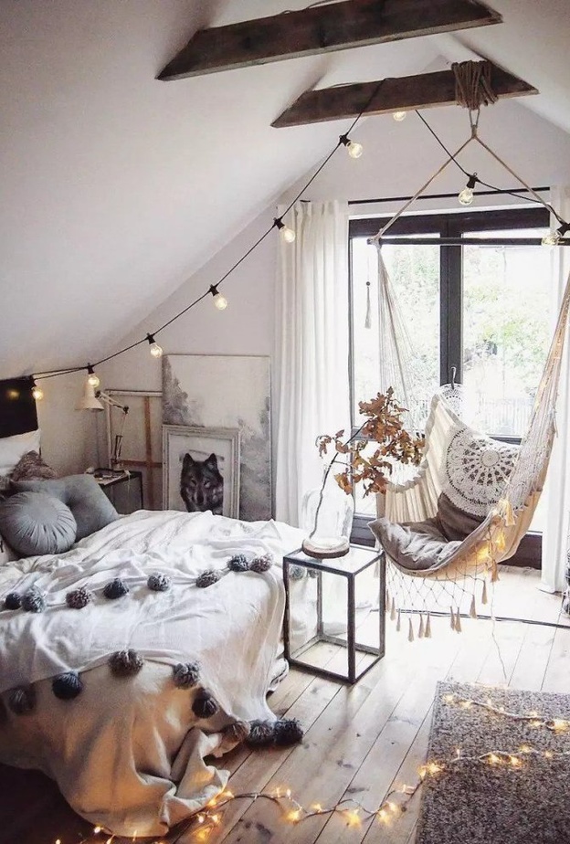 الإنارة الخافتة ما يميز ديكورات غرف النوم البوهيمية