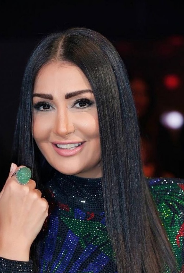 تغيير واضح في ملامح غادة عبد الرازق بعد نفخ خدودها وشفاهها