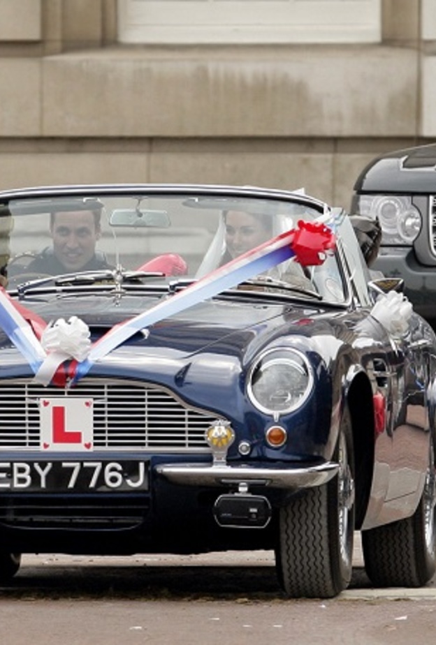 أستون مارتن Db6 Volante