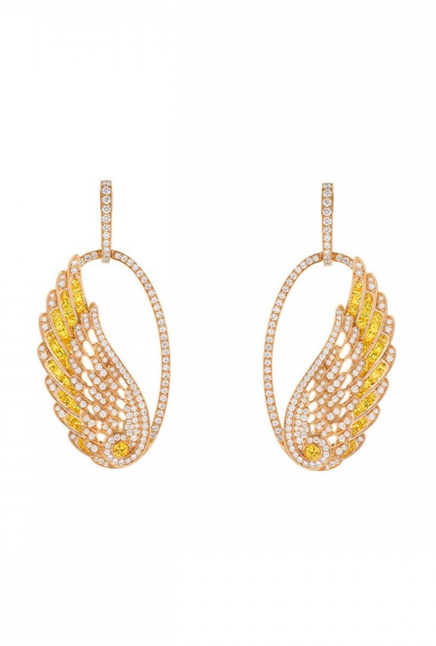  أقراط من جيرارد Garrard