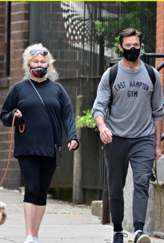 هيو جاكمان وزوجته ديبورا لي فورنيس 